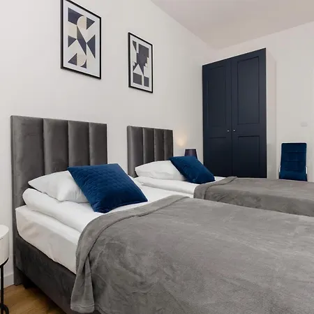 Avenue Solidarnosci On Wola By Renters *