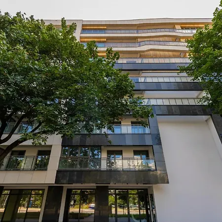 アパート Avenue Solidarnosci On Wola By Renters *