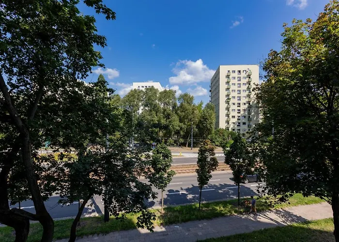 Avenue Solidarnosci On Wola By Renters Lejlighed *