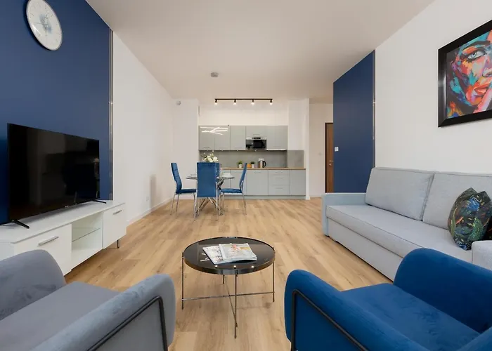 Avenue Solidarnosci On Wola By Renters Apartment *